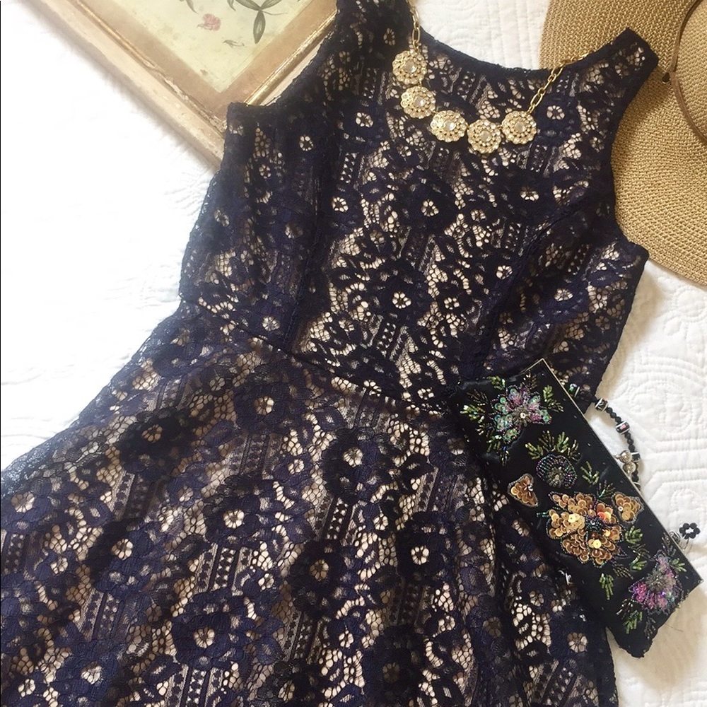NWT Speechless Navy Lace Overlay Dress - Picture 2 of 9